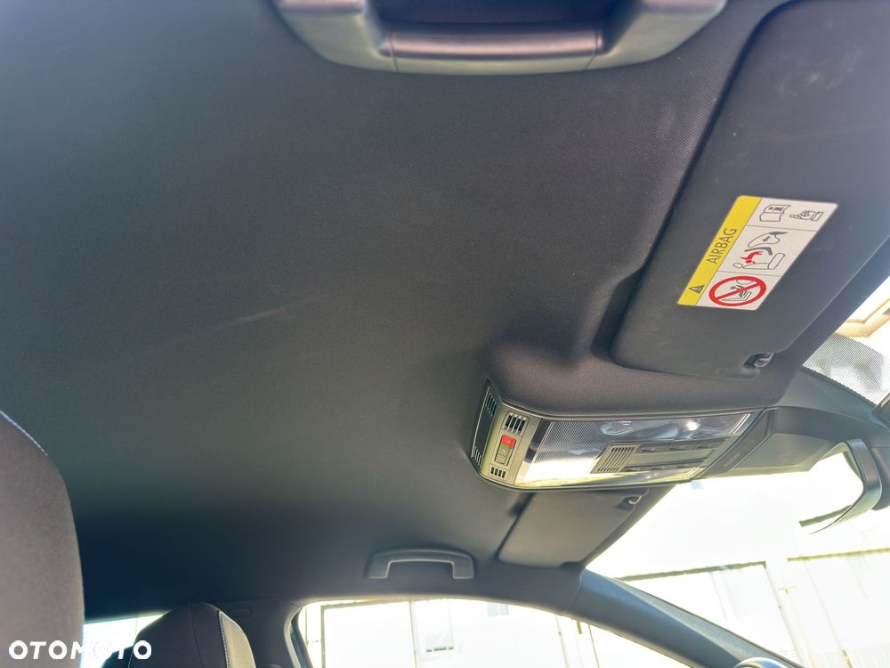 Volkswagen Passat 1.4 TSI Plug-In Hybrid GTE DSG - 26