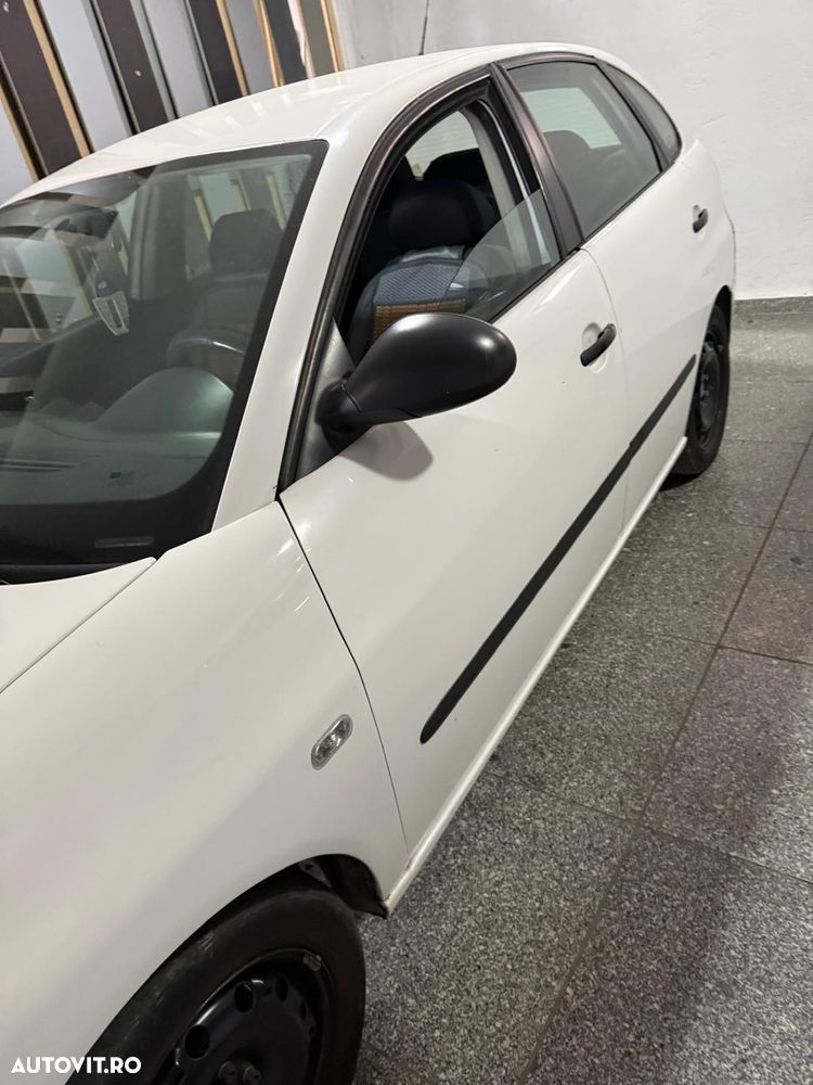 Seat Ibiza 1.4 Reference - 5