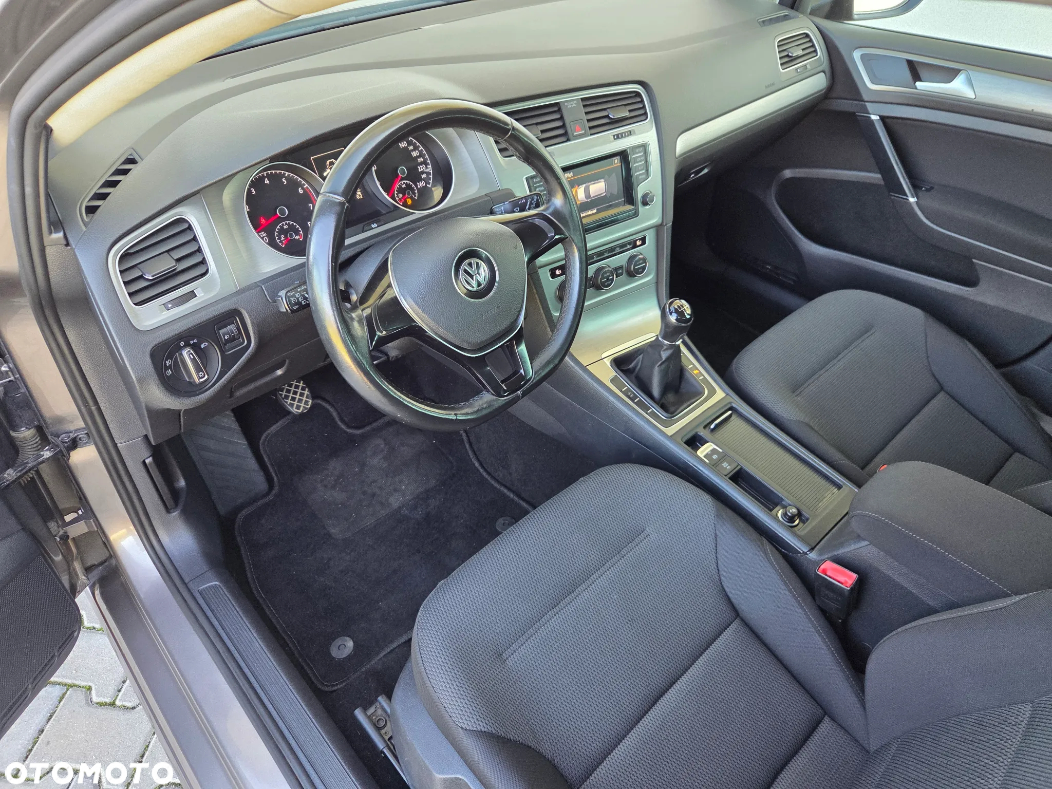 Volkswagen Golf - 7