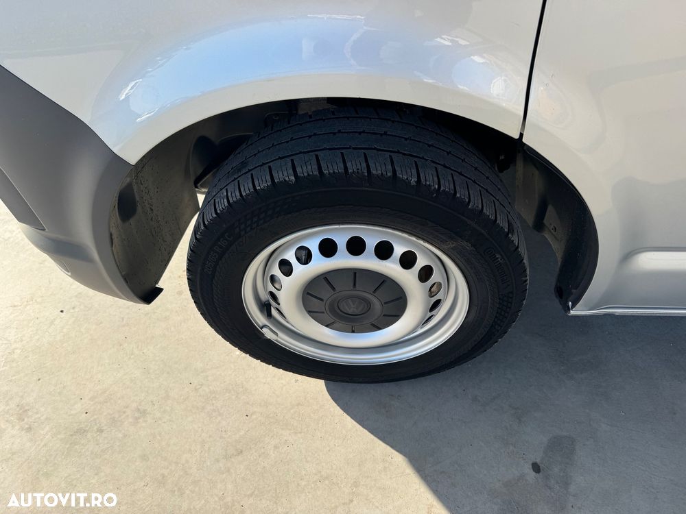 Volkswagen Transporter - 23