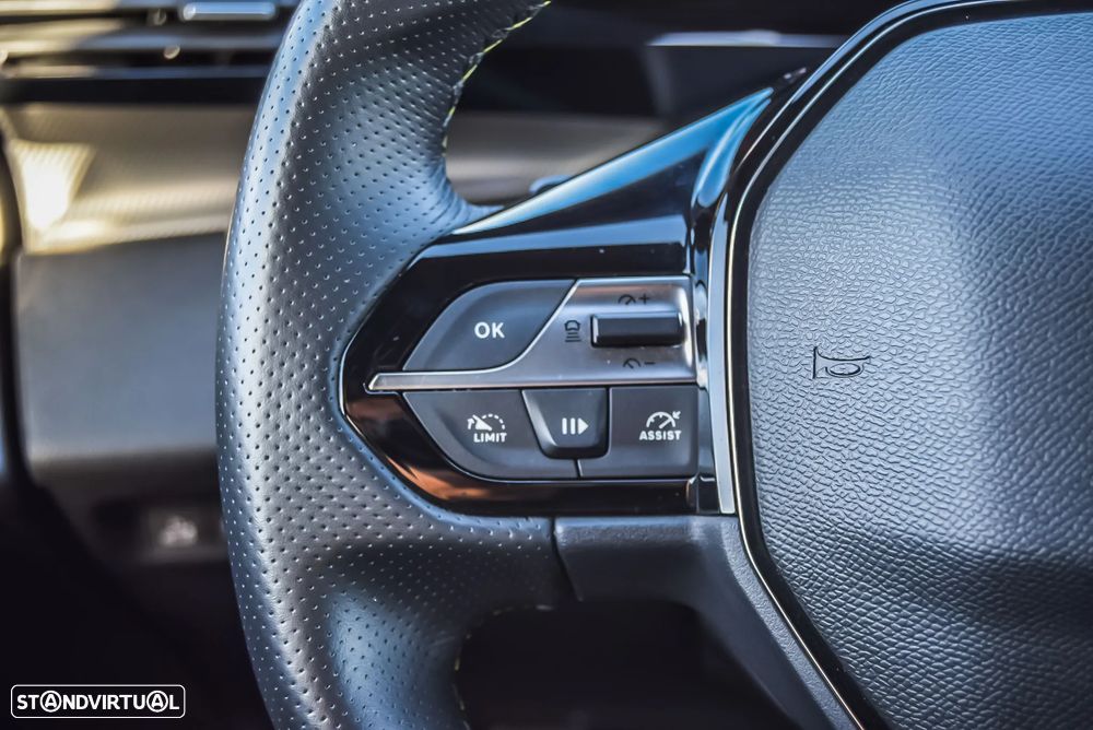 Peugeot 408 1.6 Hybrid GT e-EAT8 - 27