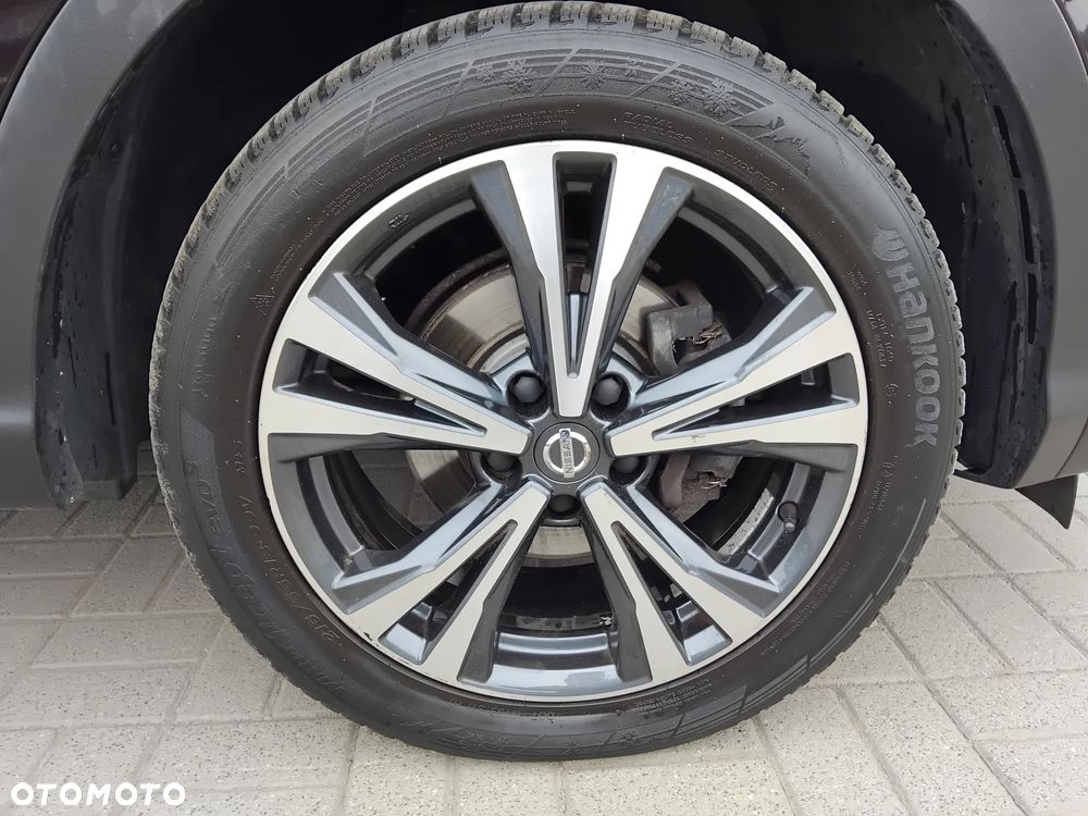 Nissan Qashqai 1.2 DIG-T N-Connecta EU6 - 26