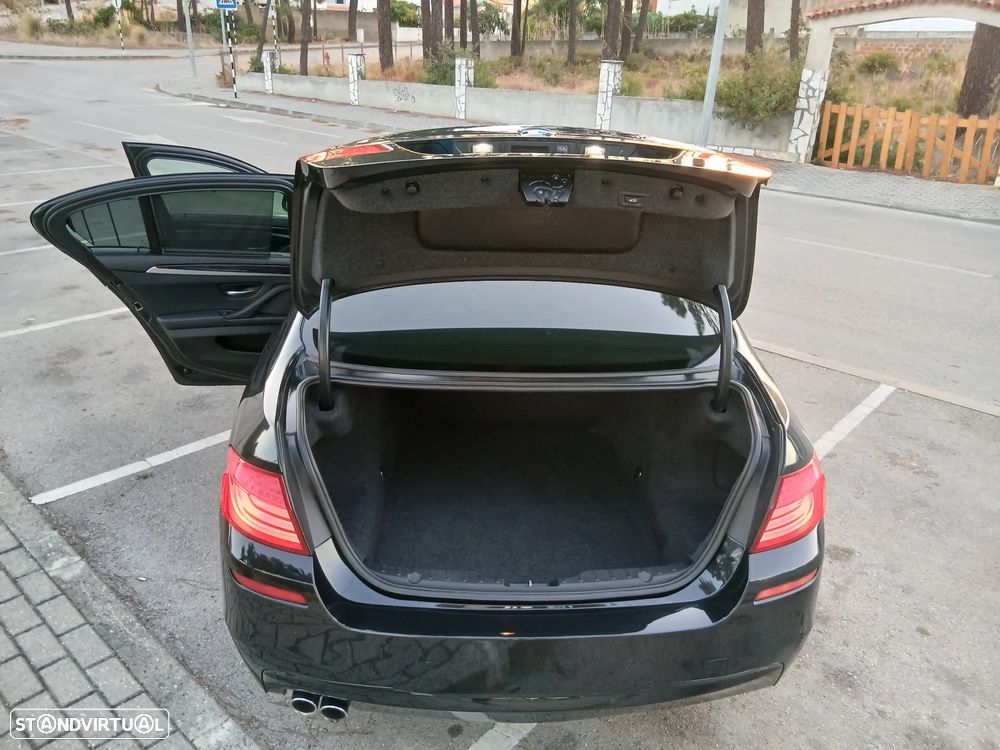 BMW 530 d Auto - 13