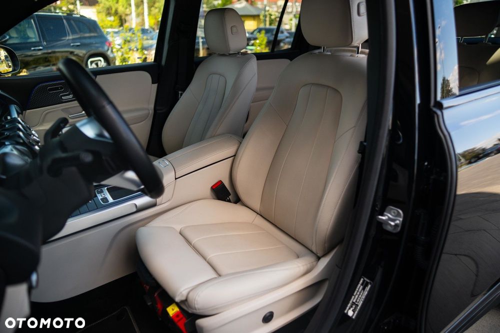 Mercedes-Benz GLB 200 Progressive 7G-DCT - 11