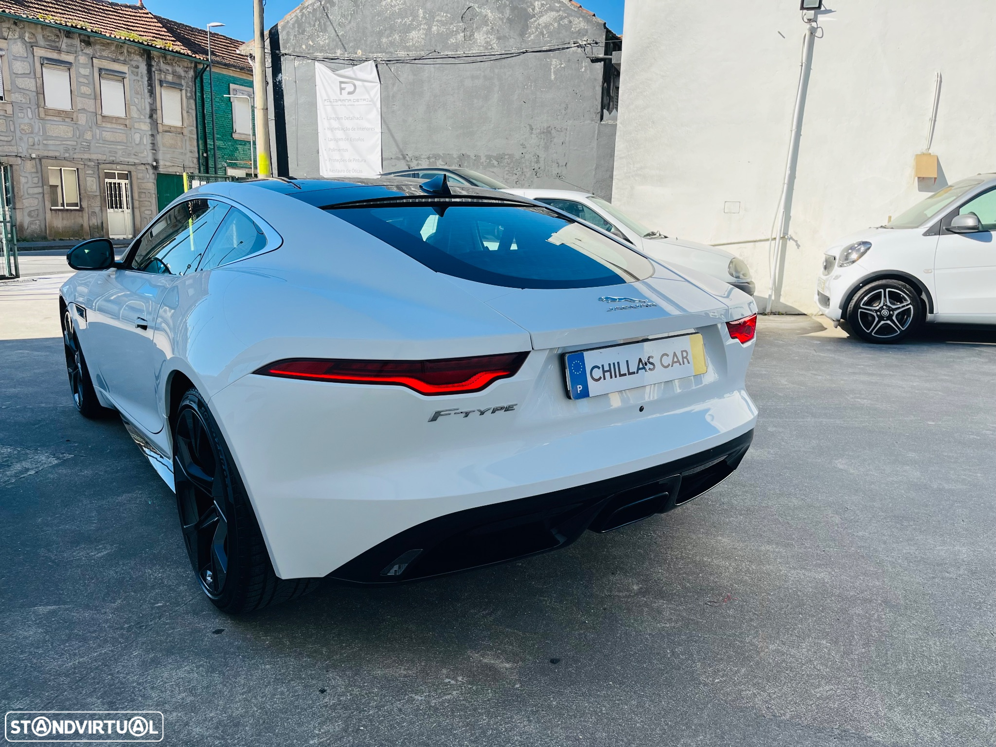 Jaguar F-Type 2.0 i4 R-Dynamic Black - 17