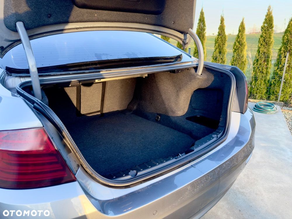 BMW Seria 5 528i xDrive Sport-Aut Luxury Line - 13