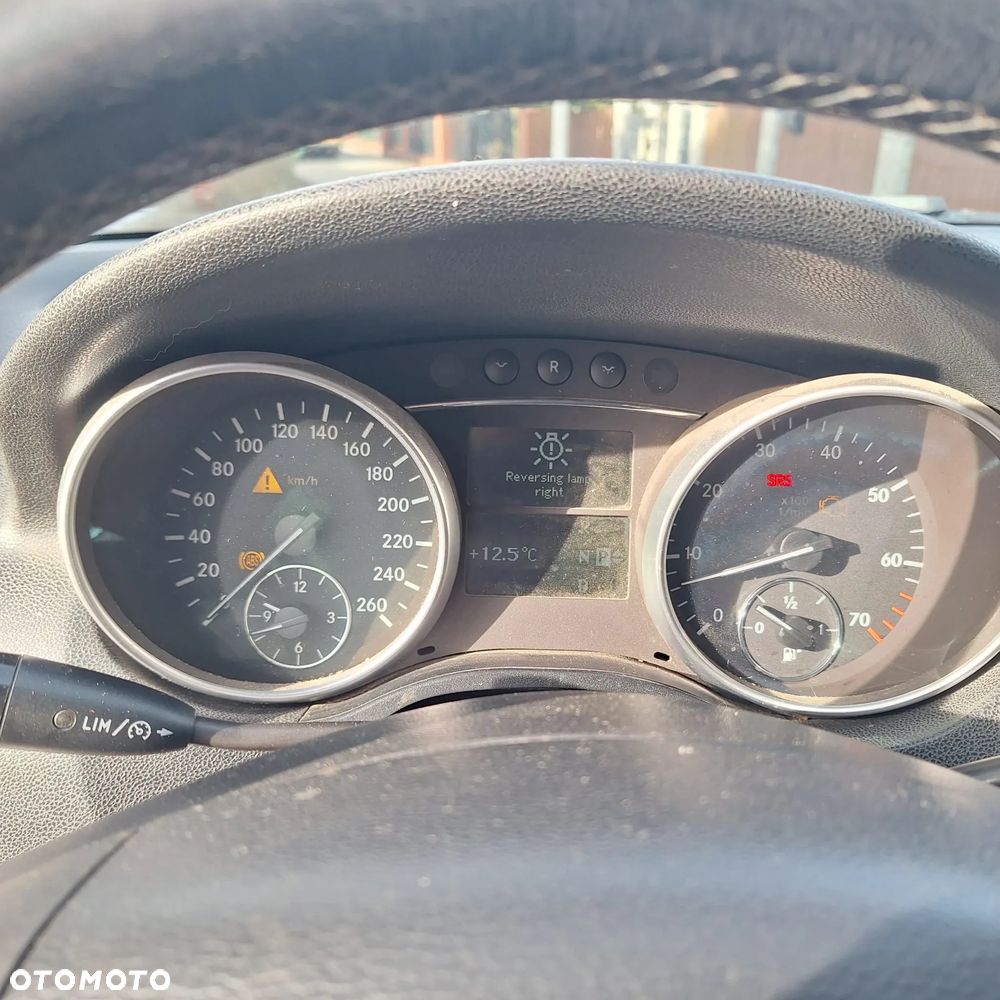 Mercedes-Benz ML 350 4-Matic - 5