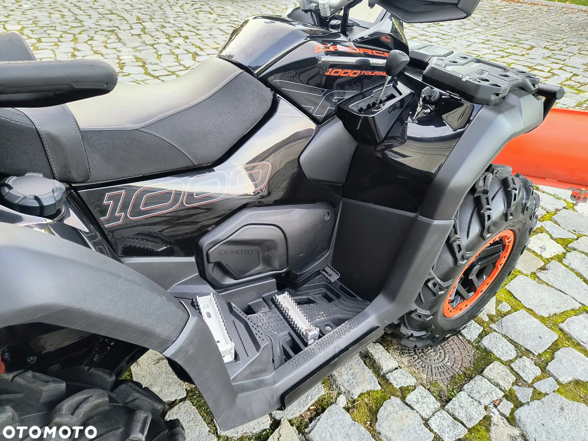 CFMoto CForce - 6