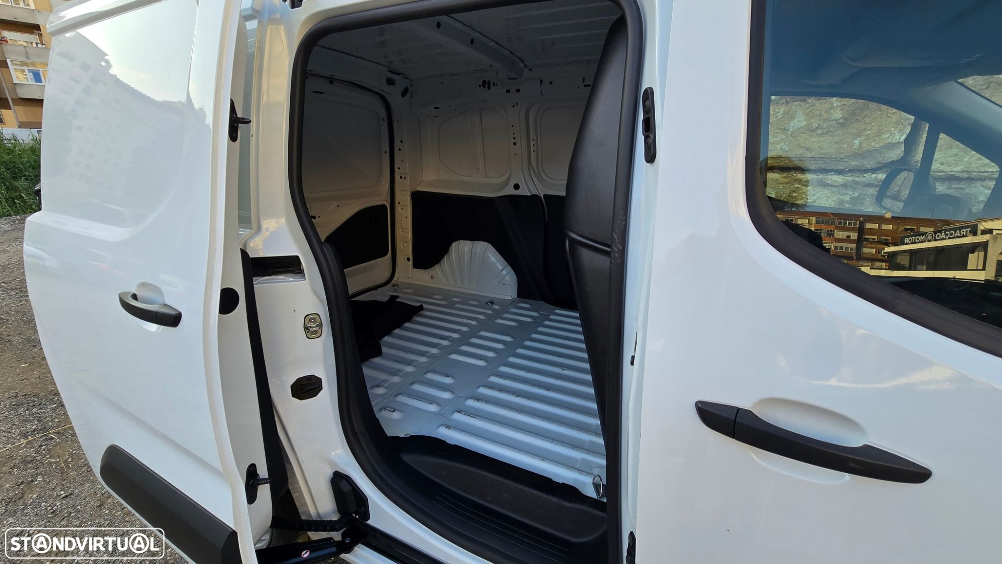 Peugeot Partner 1.5 BlueHDi Premium Standard - 50