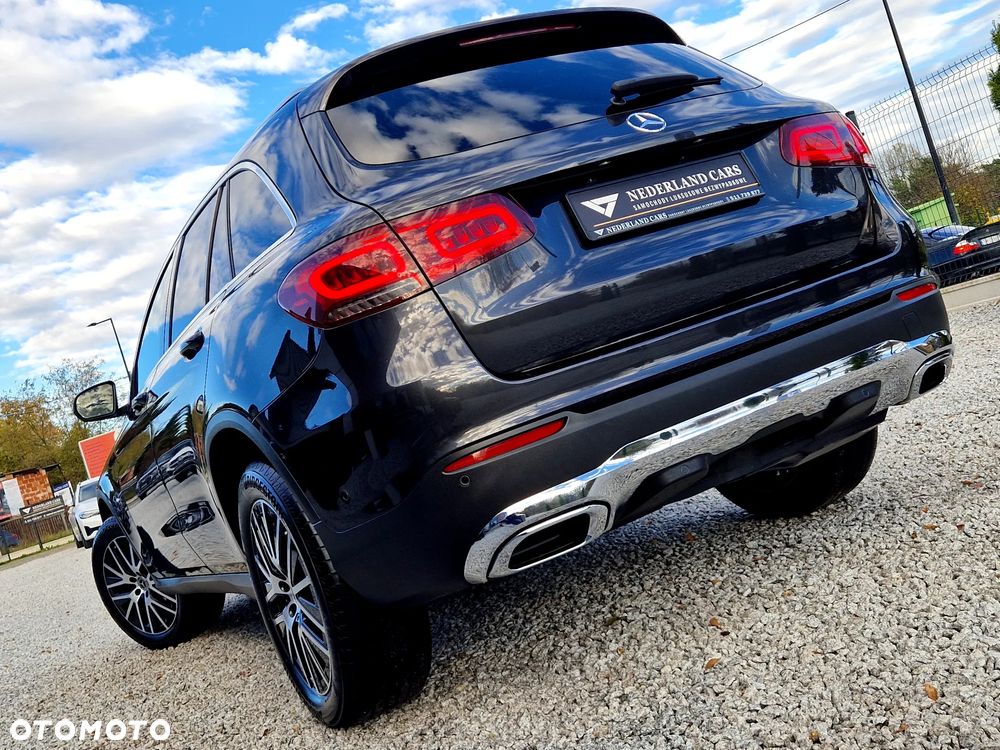 Mercedes-Benz GLC 220 d 4Matic 9G-TRONIC Exclusive - 37