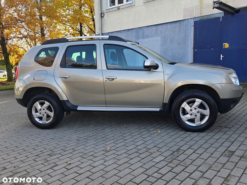 Dacia Duster 2011 photo 3