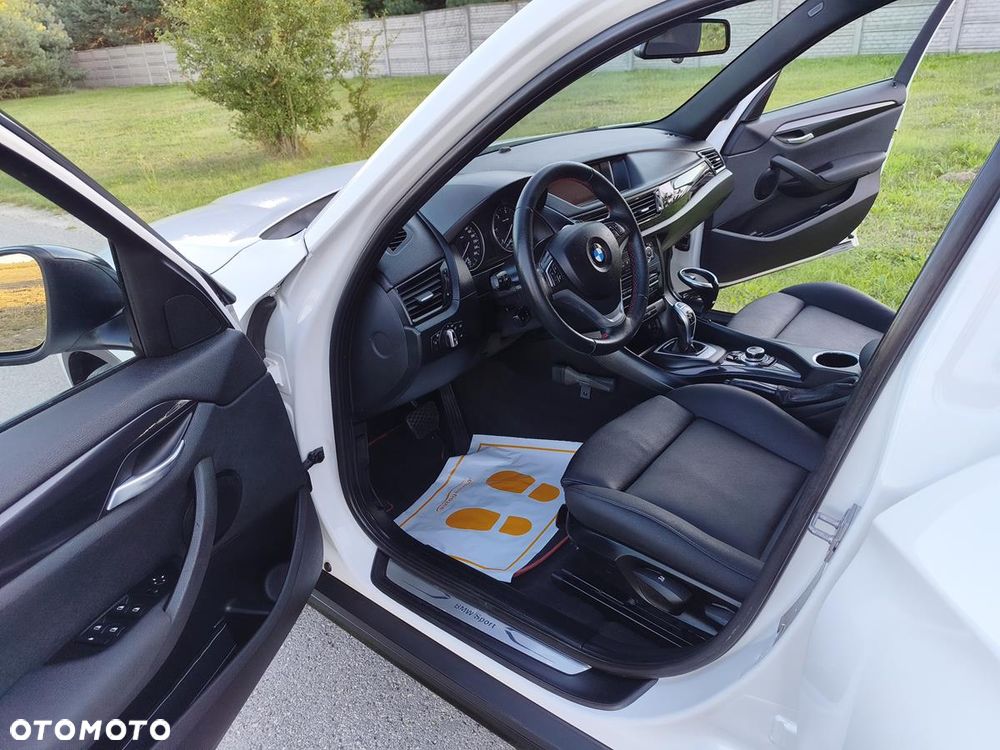 BMW X1 sDrive18d xLine - 19