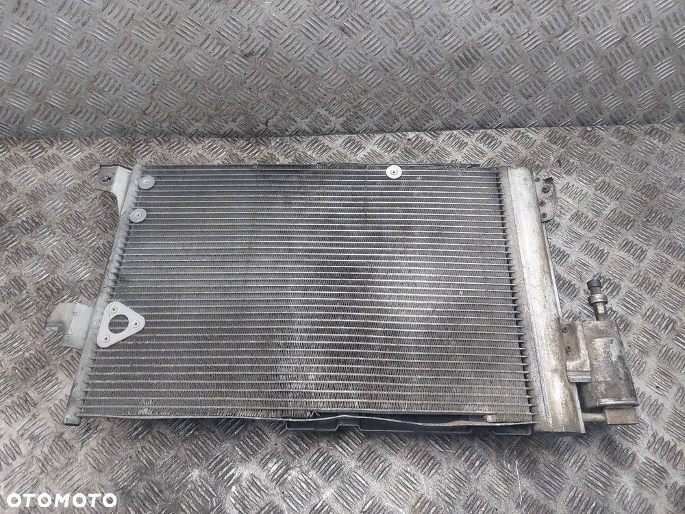 CHŁODNICA KLIMATYZACJI + WENTYLATOR OPEL ZAFIRA A 2.0 DTL - 2