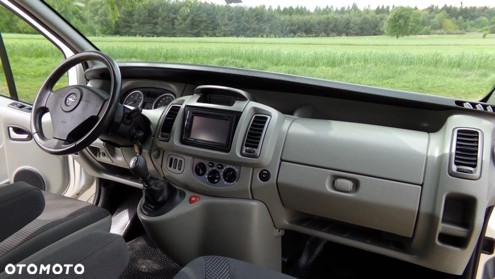 Opel VIVARO 2.5 150KM * LONG * BRYGADÓWKA ! NISKI PRZEBIEG ! - 19