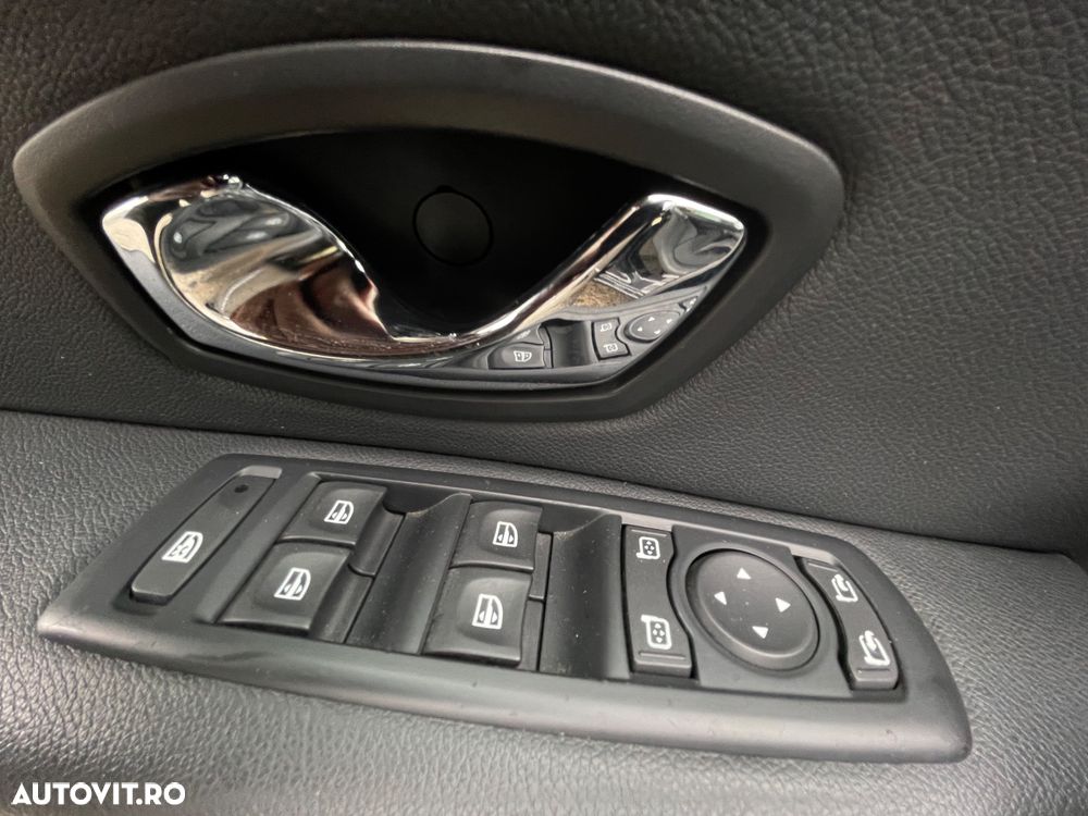 Renault Megane ENERGY dCi 130 Start & Stop Bose Edition - 13