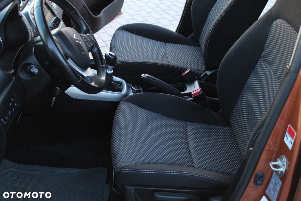 Suzuki Vitara 1.6 DDiS (4x4) Allgrip Comfort - 9