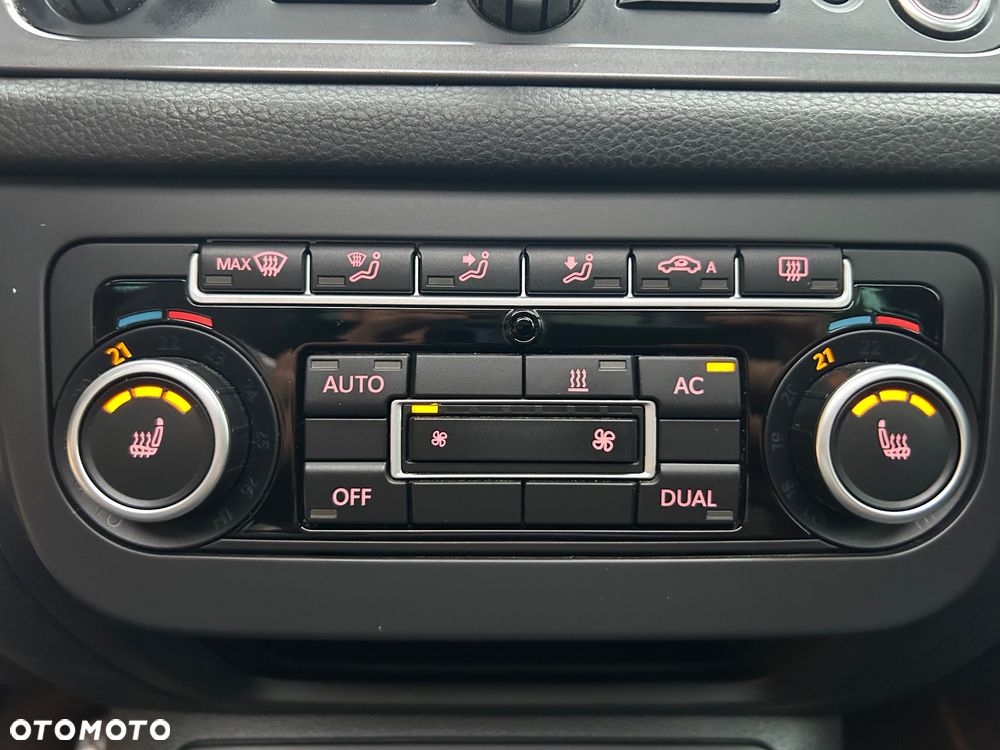 Volkswagen Tiguan 2.0 TDI DPF 4Motion Sport & Style - 17