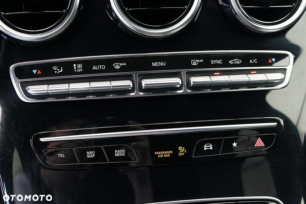 Mercedes-Benz GLC - 19