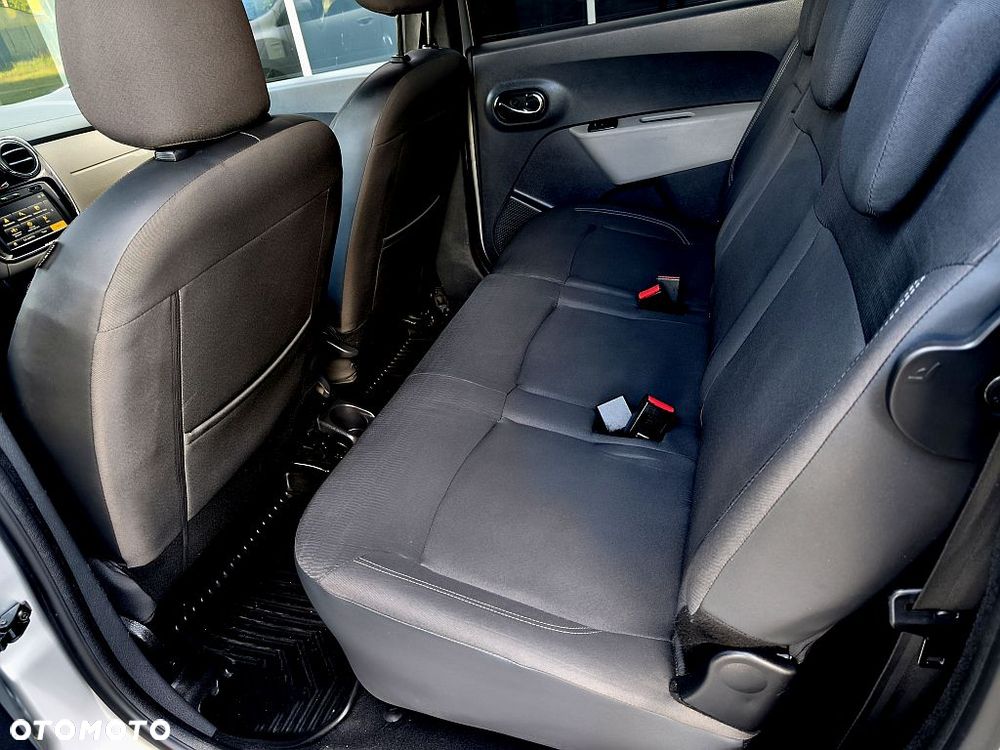 Dacia Lodgy TCe 115 Prestige - 26