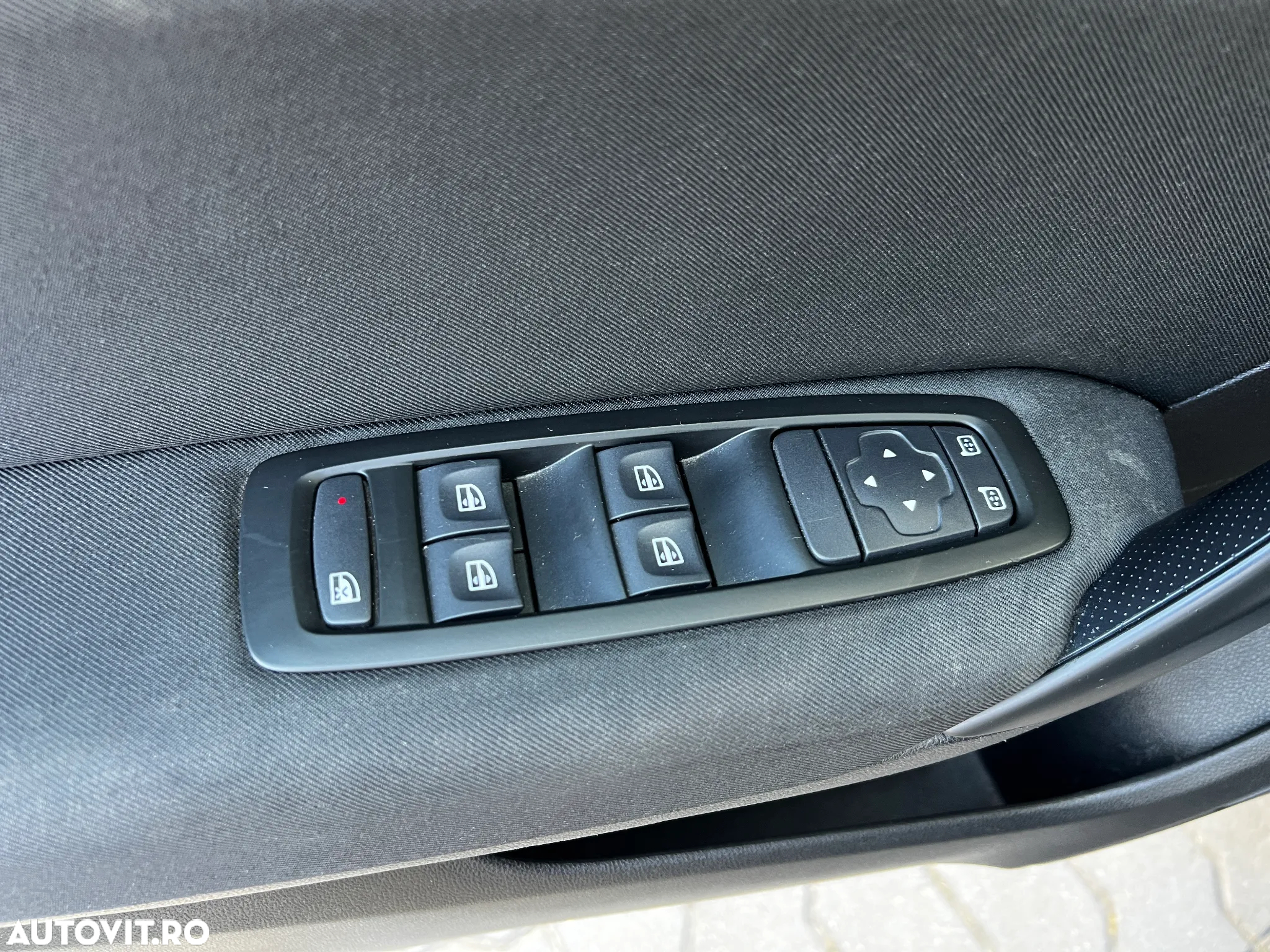 Renault Megane TCe Life - 28