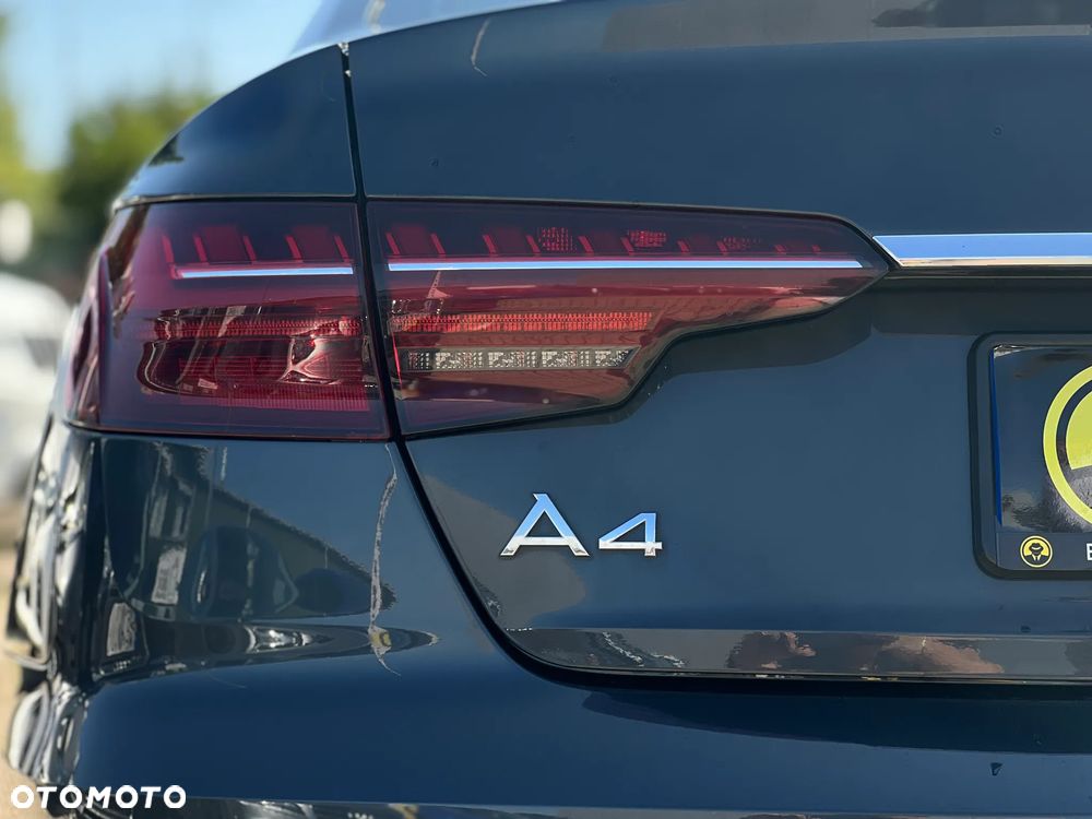 Audi A4 Limousine - 12