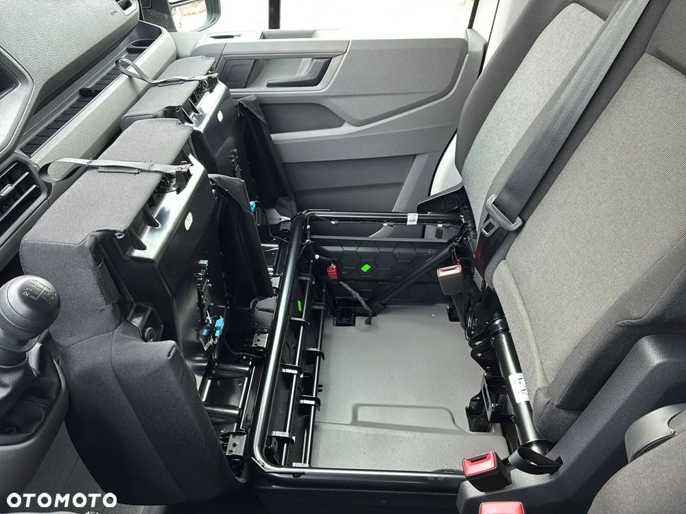 Volkswagen Crafter 35 Furgon L4H3, 2.0BiTDI 177KM, 4490mm, Wysoki dach - 33