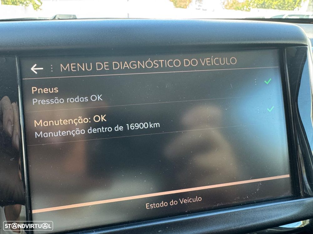 Peugeot 2008 1.6 BlueHDi Style - 23
