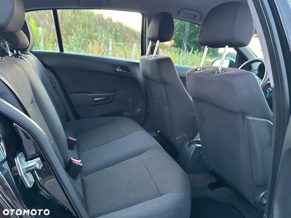 Opel Astra 1.4 - 9
