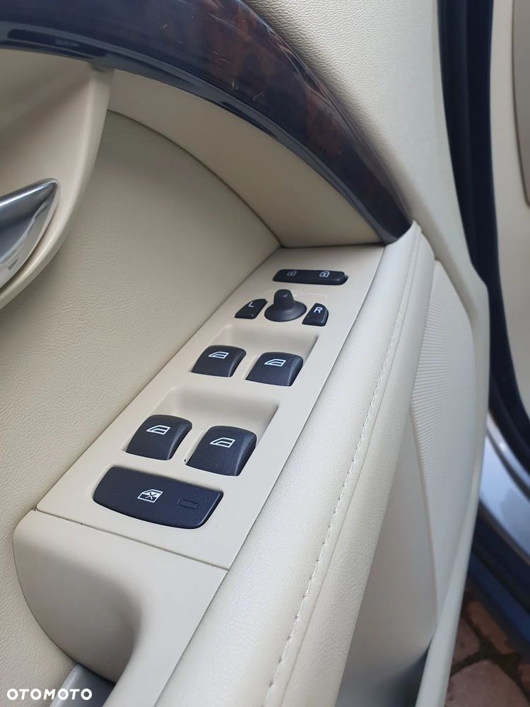 Volvo XC 70 - 27