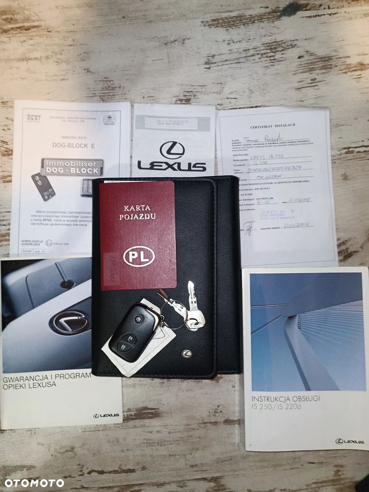 Lexus IS 250 Prestige - 13
