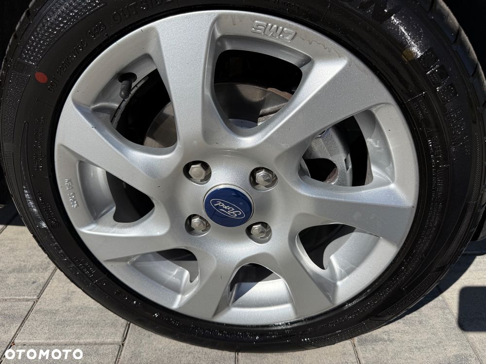 Ford Fiesta 1.25 Titanium X - 2