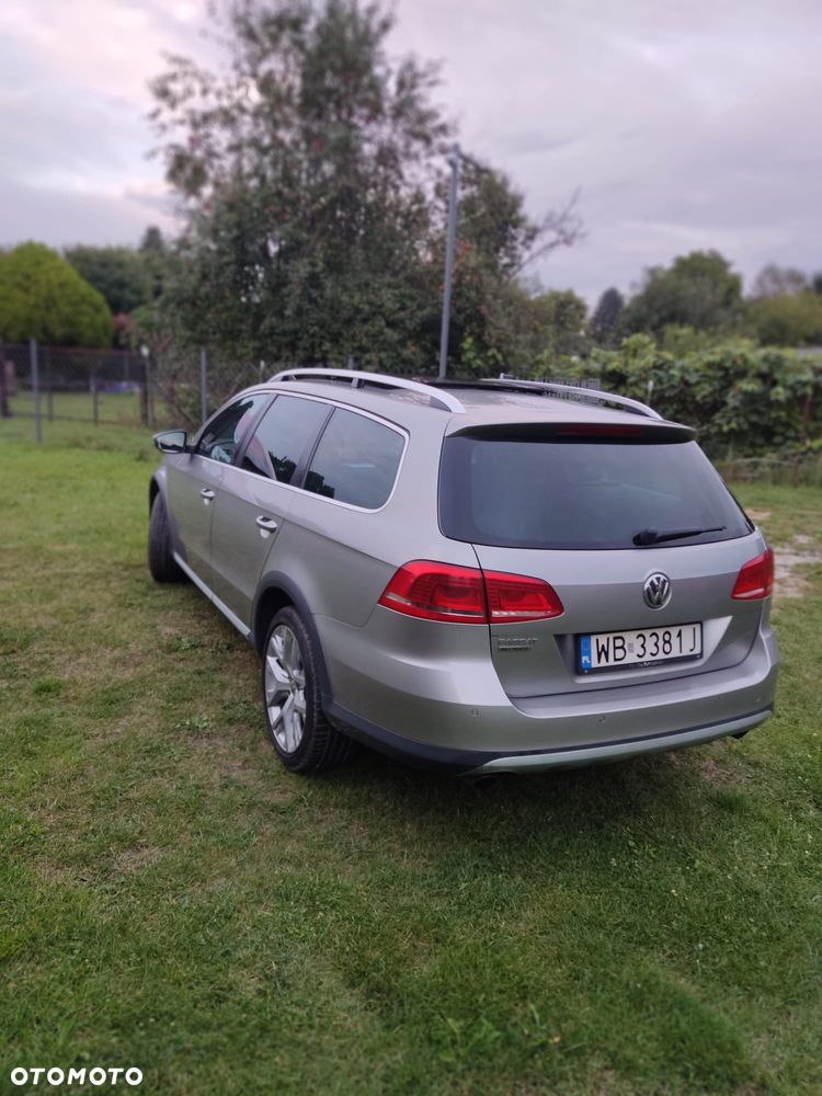 Volkswagen Passat - 5