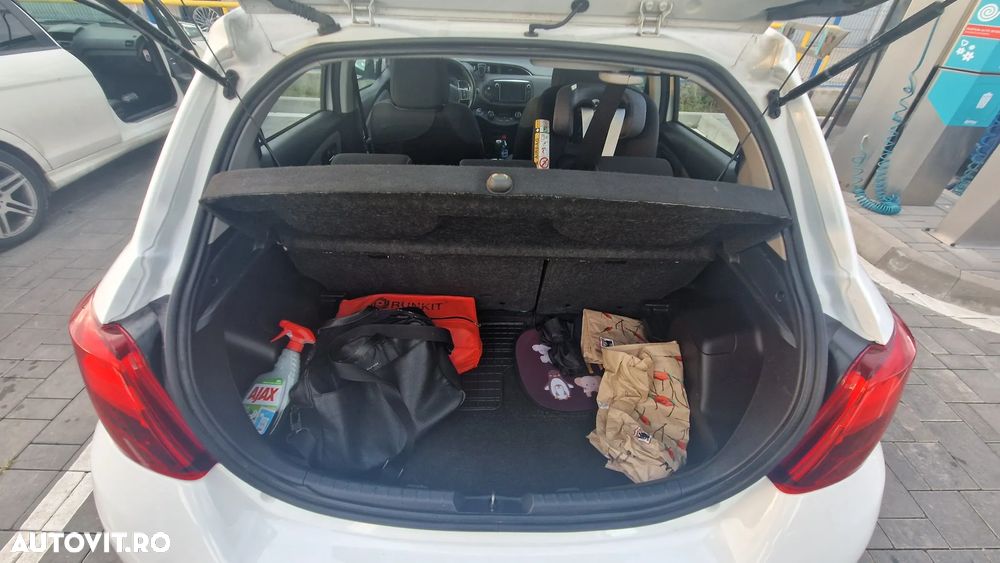 Toyota Yaris 1.5 VVT-i HSD Terra - 31