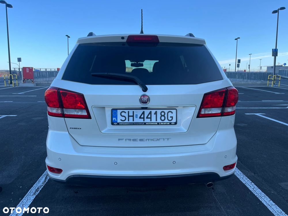 Fiat Freemont 2.0 Multijet Black Code AWD - 6