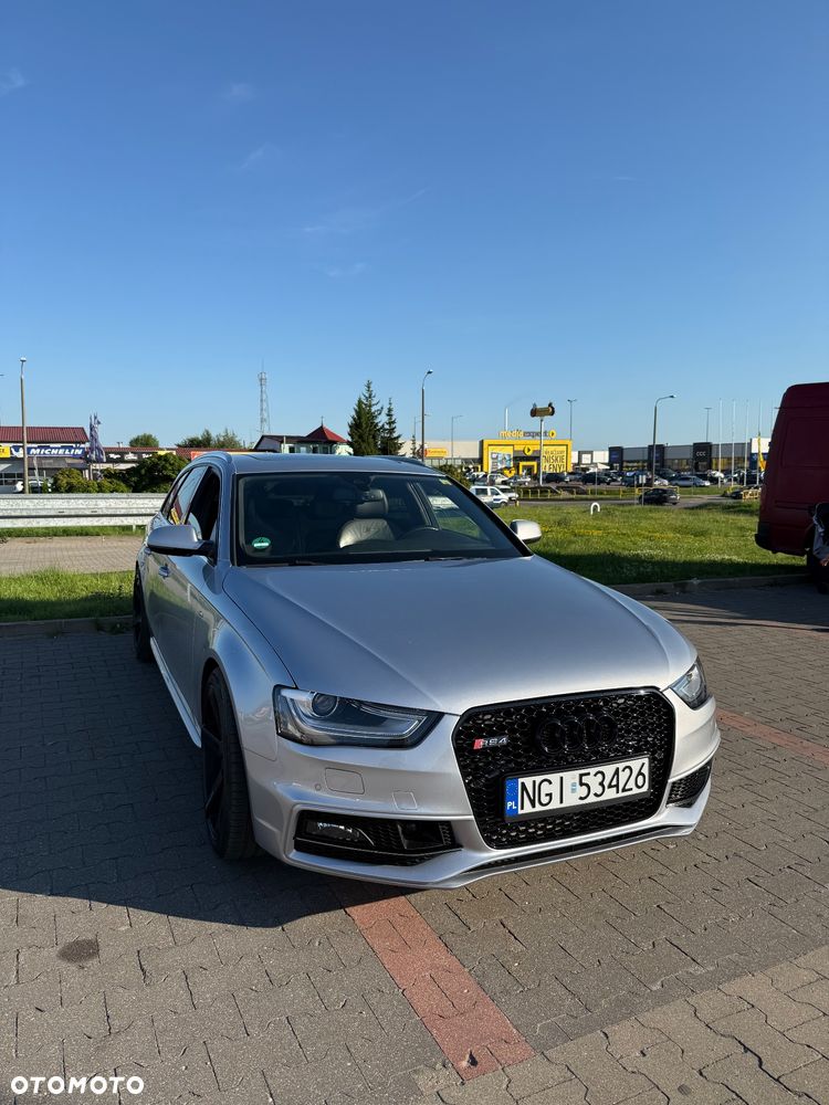 Audi A4 Avant 2.0 TDI DPF quattro S tronic S line Sportpaket - 3