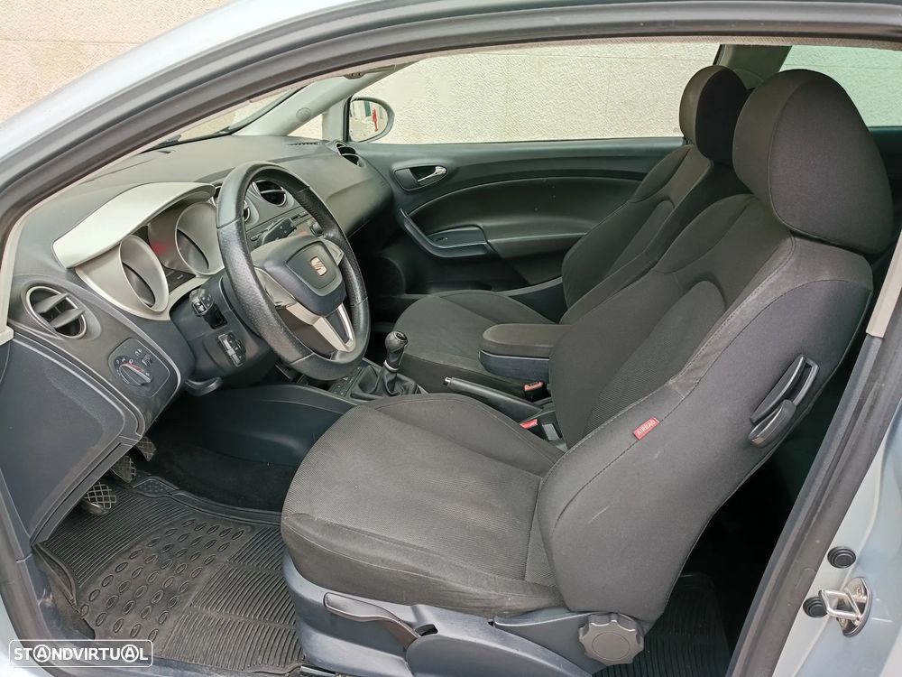 SEAT Ibiza 1.4 16V Stylance - 10