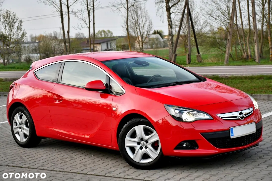 Opel Astra III GTC 1.6 T Cosmo - 7