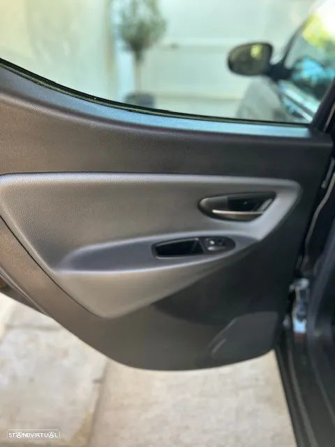 Lancia Ypsilon 1.3 M-jet S&S Gold - 14