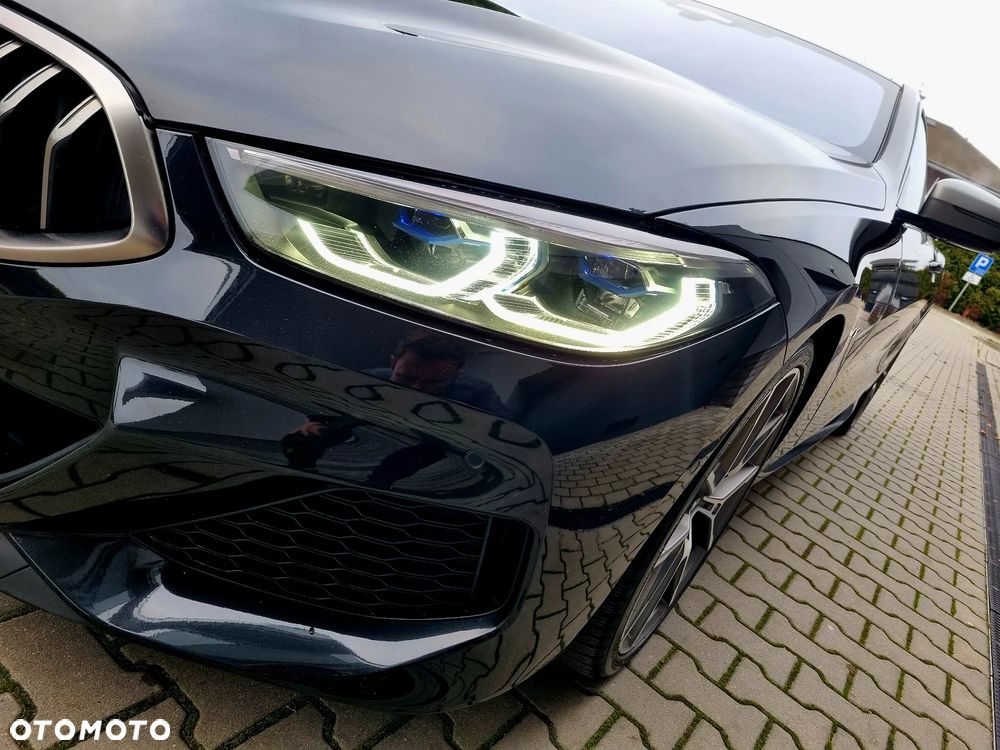 BMW Seria 8 - 8