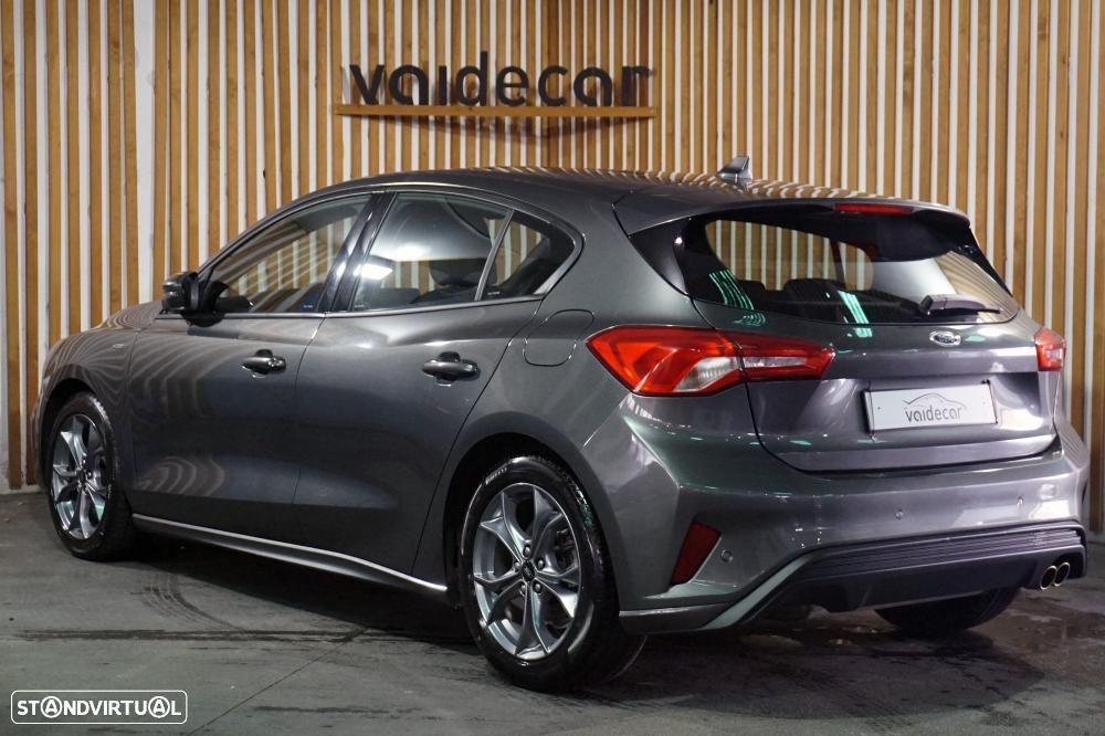 Ford Focus 1.0 EcoBoost ST-Line - 2