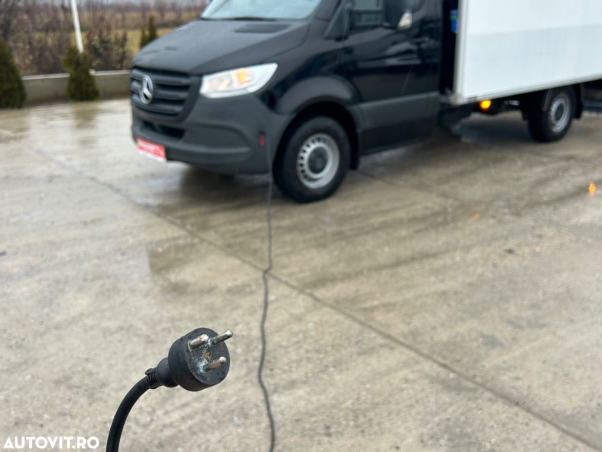 Mercedes-Benz Sprinter 319 CDI 3.0 D AUTOMAT FRIGORIFIC THERMO KING - 8