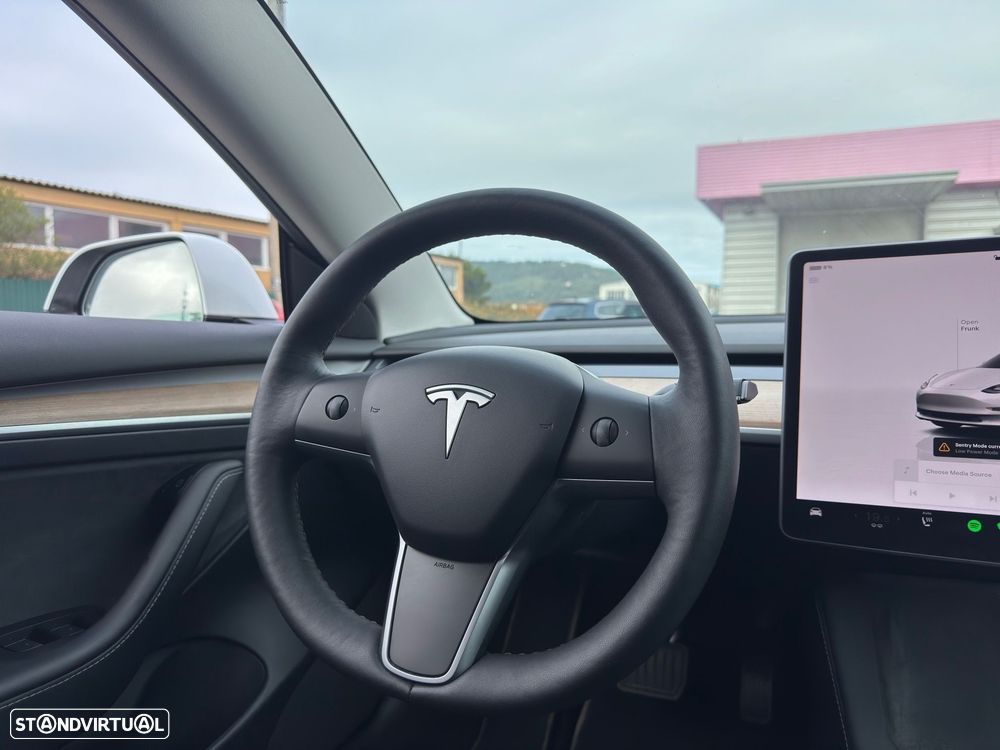 Tesla Model 3 Long Range Tração Integral - 13