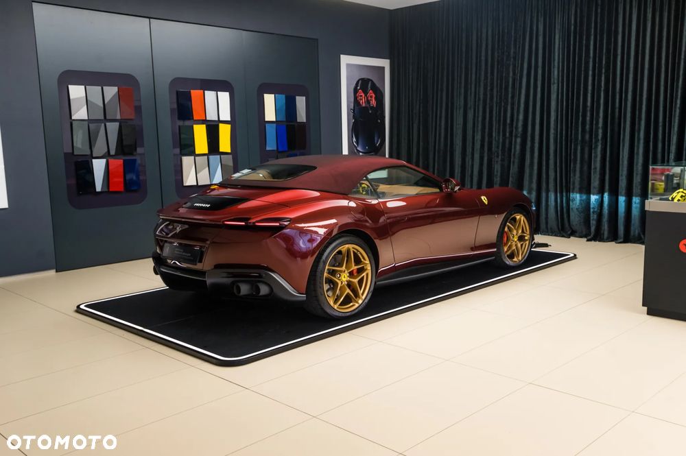 Ferrari Roma Spider - 7
