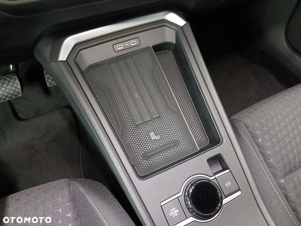 Volkswagen T-Roc 1.5 eTSI Life DSG - 20