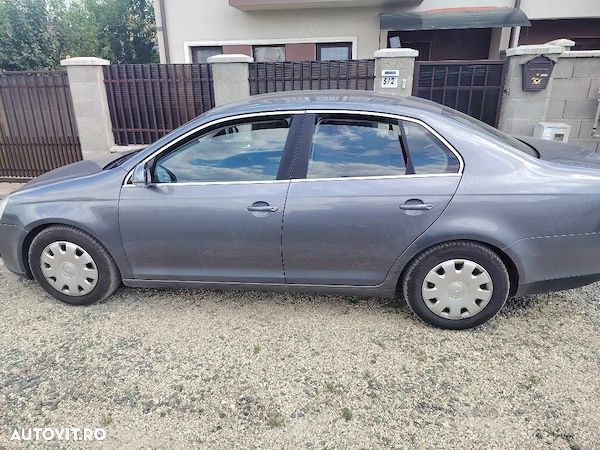 Volkswagen Jetta 2009 photo 4