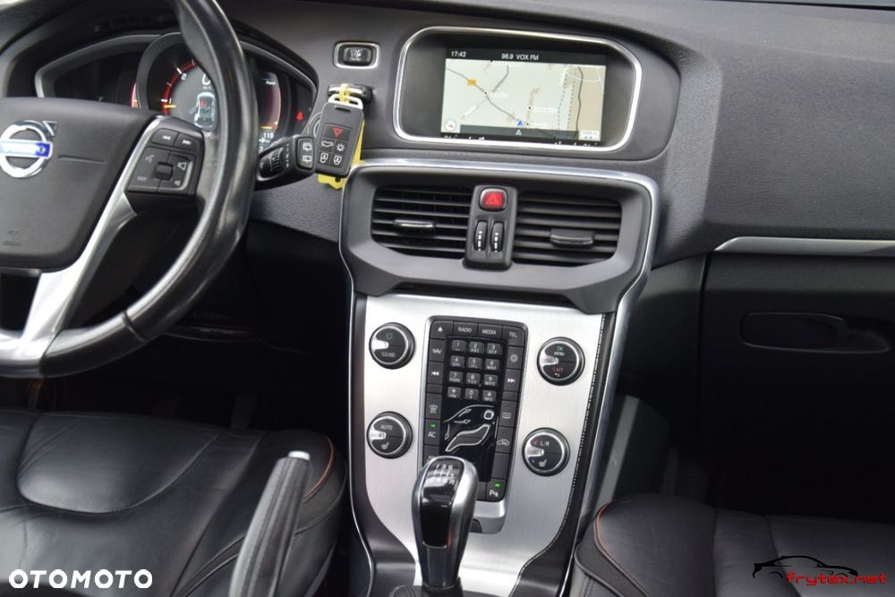 Volvo V40 - 27