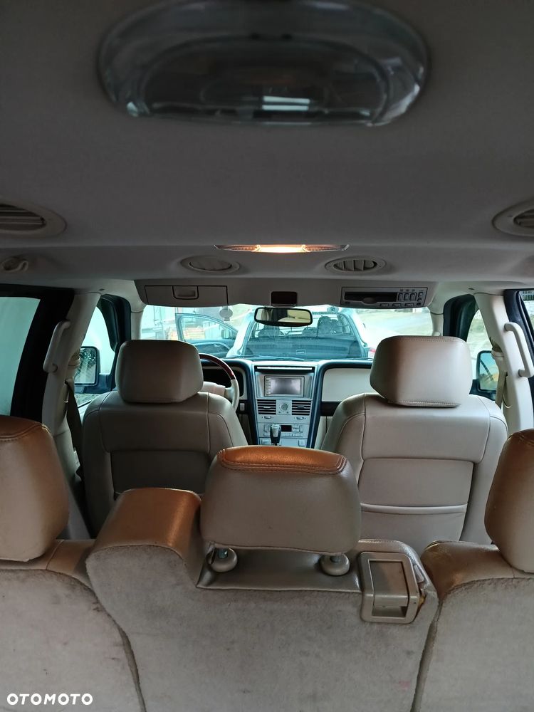 Lincoln Aviator - 8
