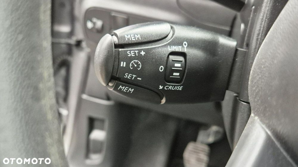 Citroën C3 Pure Tech 82 FEEL - 11