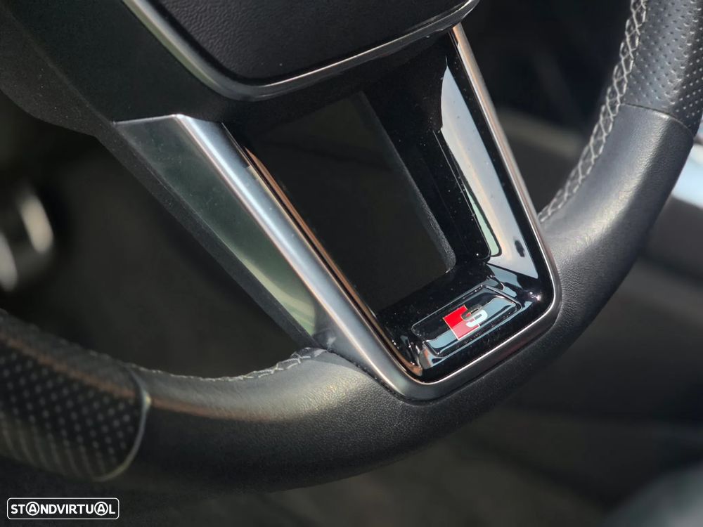 Audi Q8 e-Tron 50 quattro S line - 21