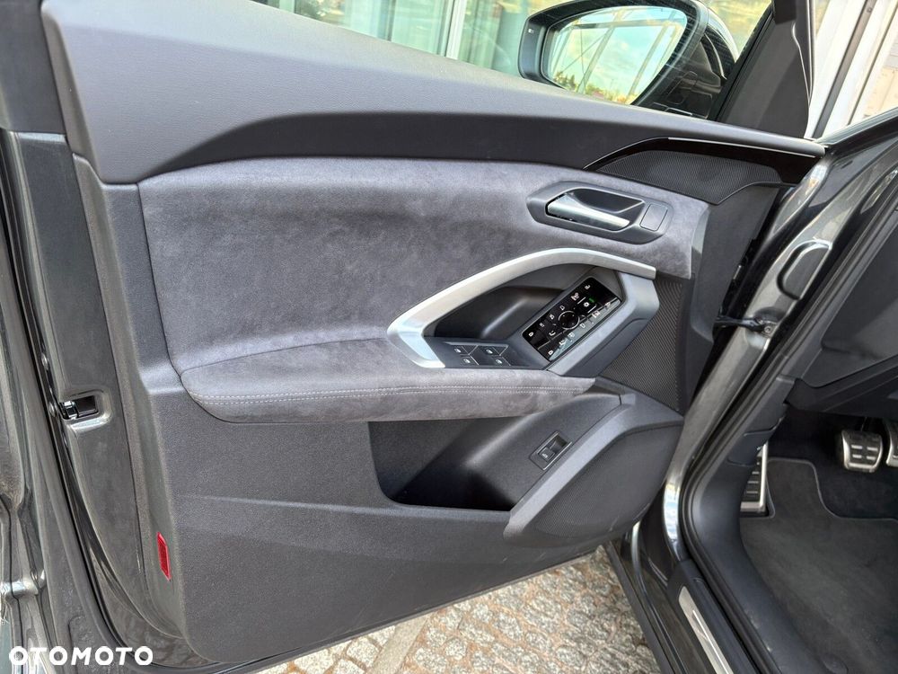 Audi Q5 Sportback - 15